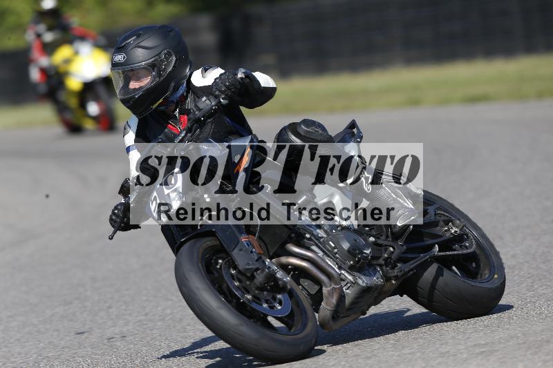 /Archiv-2025/49 26.08.2025 Cornu Master School ADR/blau-bleu/50